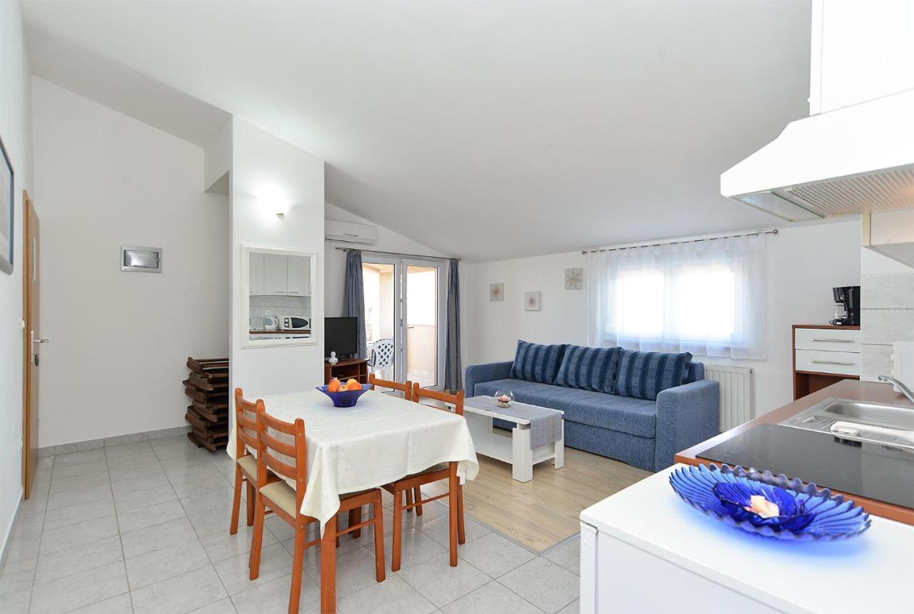 Jere 719 Apartamento Pula